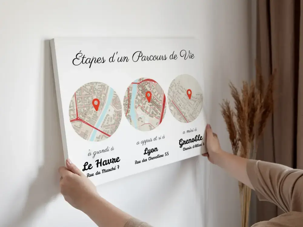 Tableau personnalisé avec trois cartes rondes retraçant un parcours de vie, au mur, cadeau de Saint-Valentin